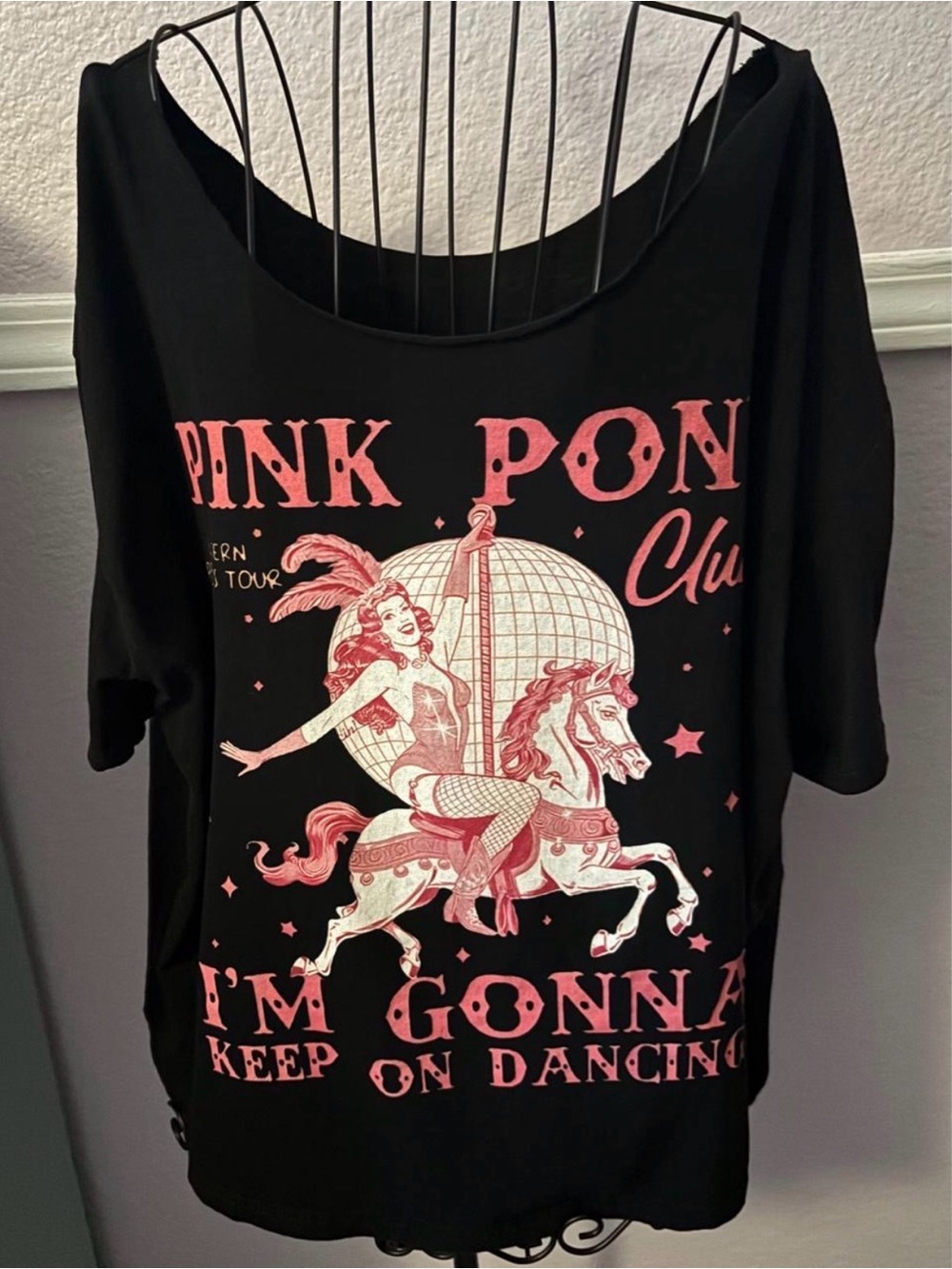 Women’s Chappell Roan Pink Pony Club Off The Shoulder Tee Size XL
